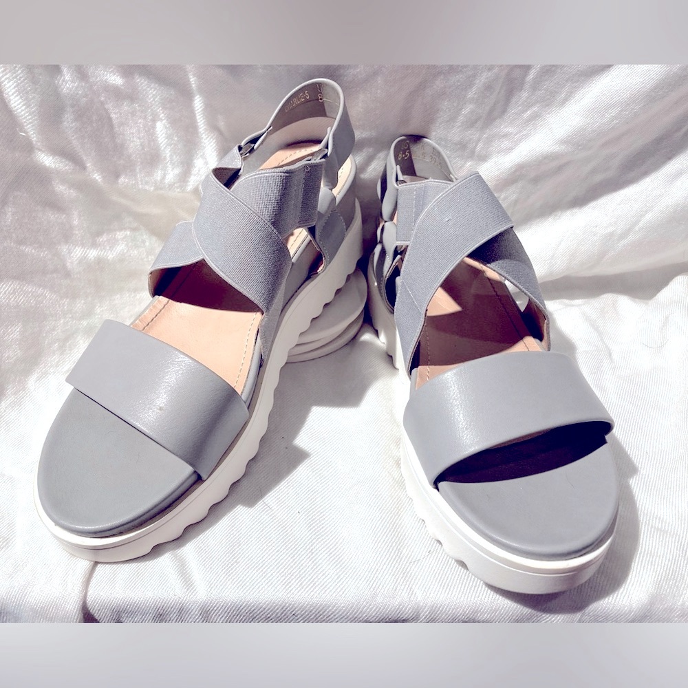 *3 for $20* Dream Pairs Platform Sandals, gray/tan/white, vegan leather, sz 8.5.